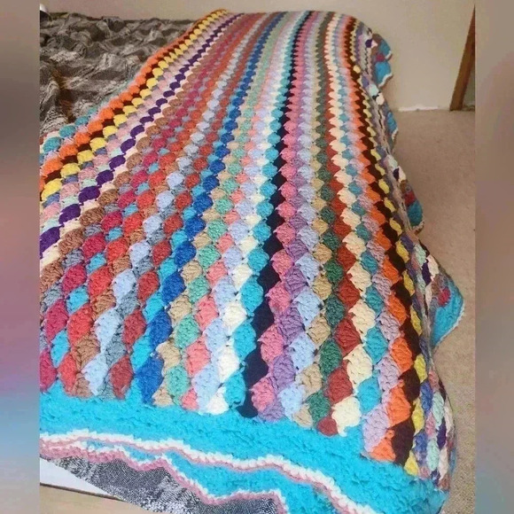 Hand Crochet Colorful Granny Blanket 80×21.5 Queen size - Picture 1 of 7